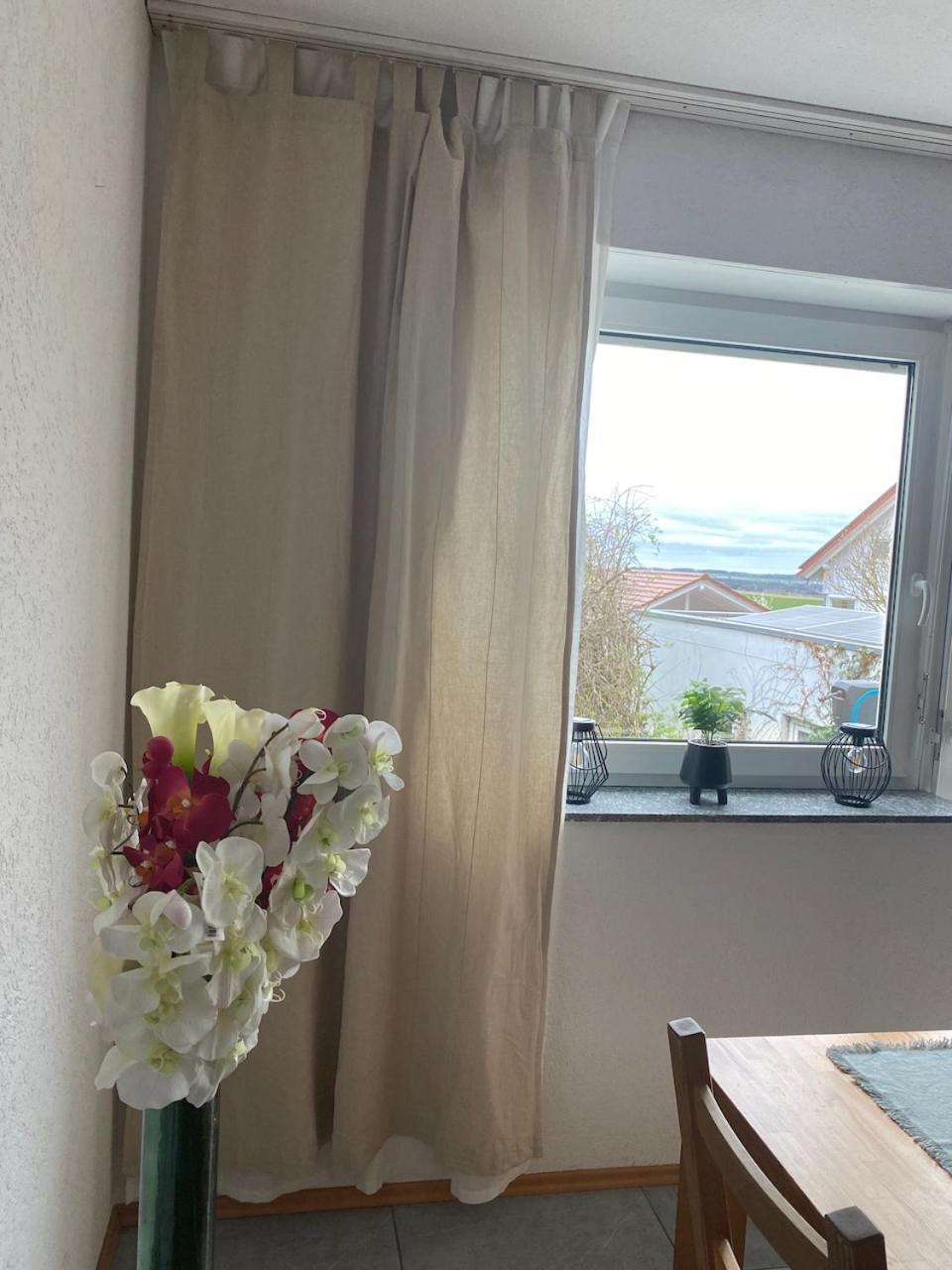 Gemuetliche, Sonnendurchflutete In Bodenseenaehe Am Saentisblick Apartment